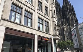 Smarty Cologne Dom Hotel - Boardinghouse - Kontaktloser Self Check-In